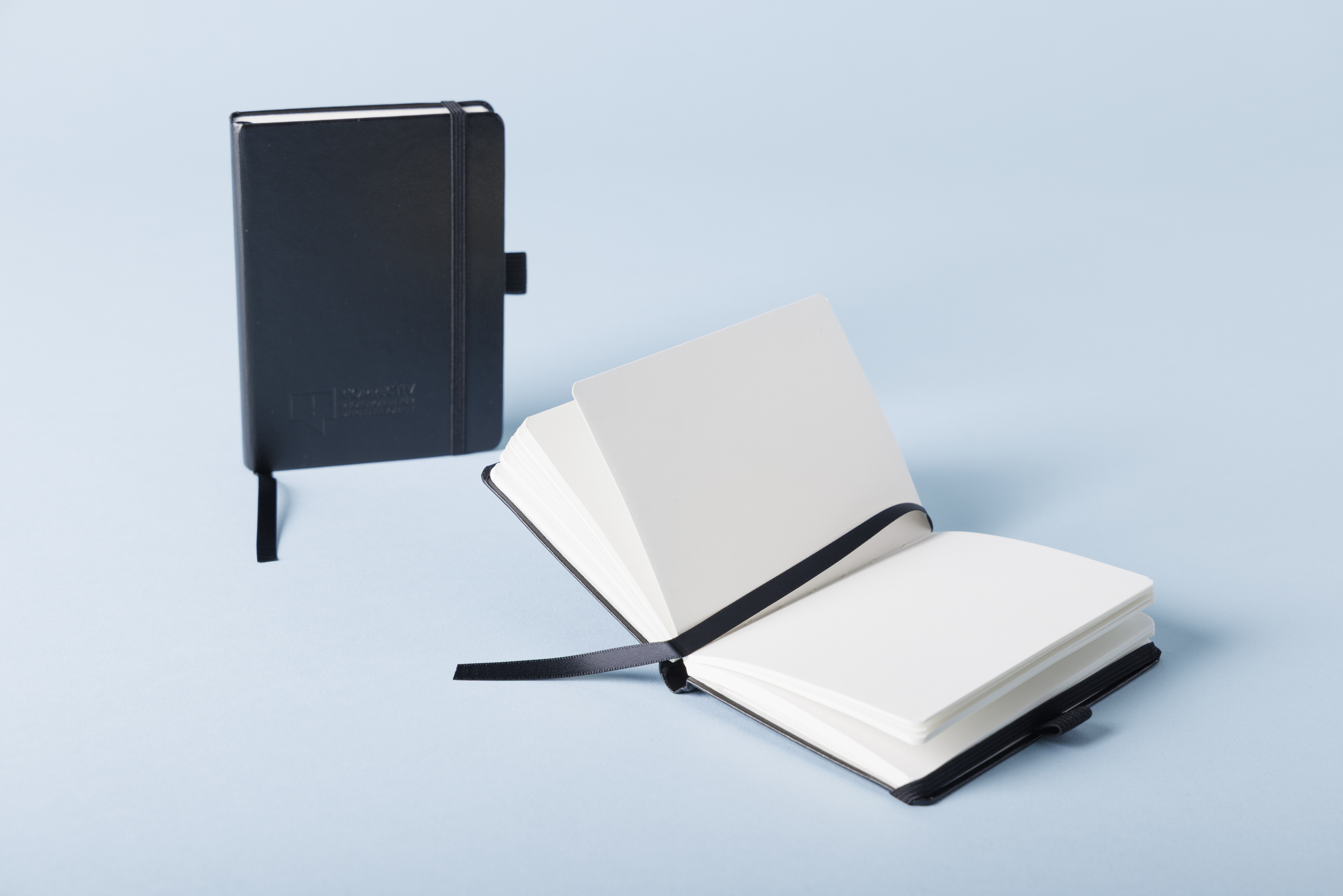 CORRECTIV-Notizbuch im Moleskine-Style