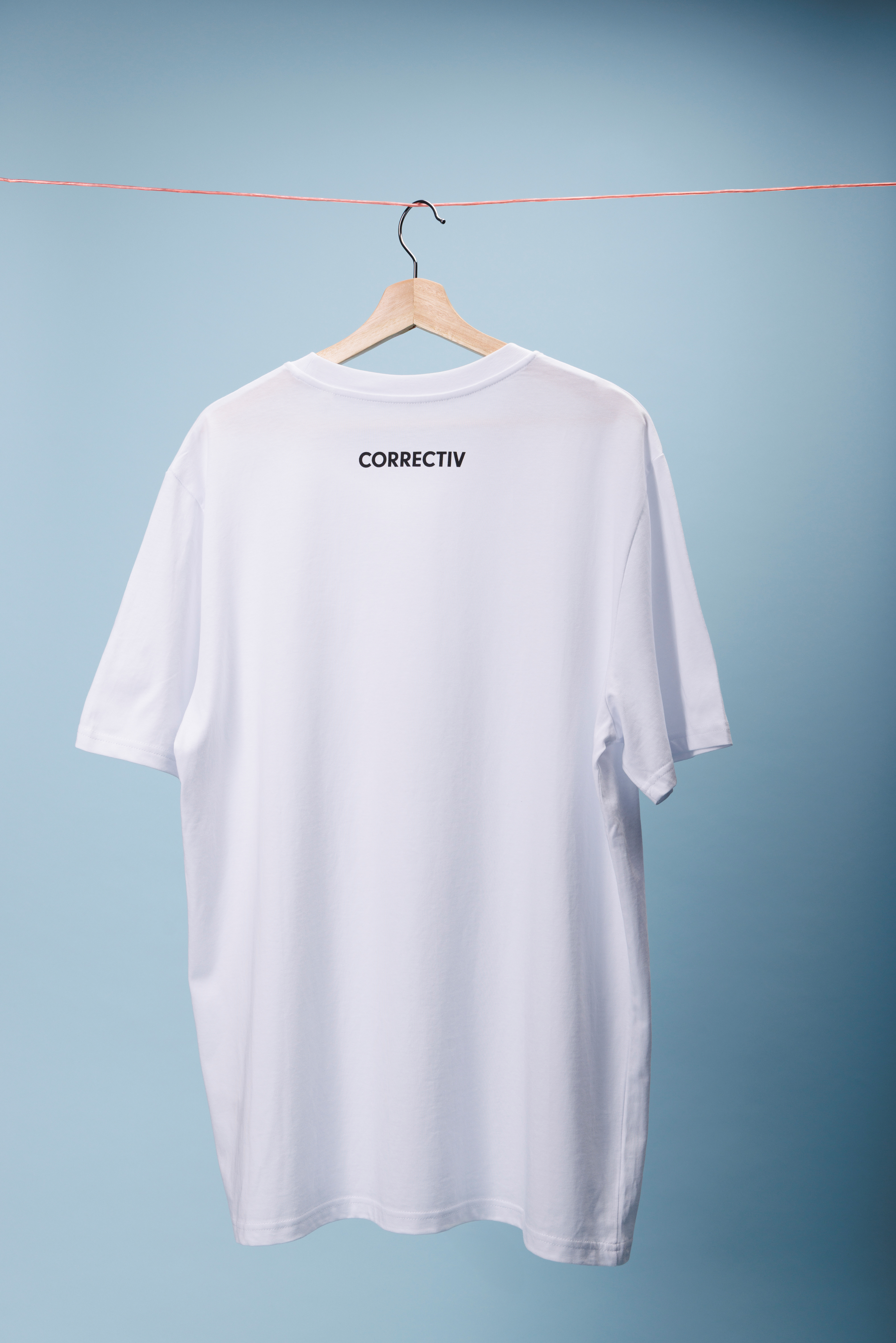 Das CORRECTIV T-Shirt (Vorbestellung) Das CORRECTIV T-Shirt (Vorbestellung)